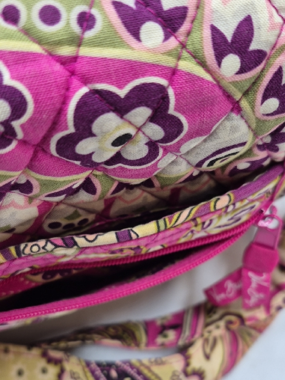 Vera Bradley Very Berry Paisley Pink Quilted Crossbody Bag Pink Purple - Picture 8 of 12